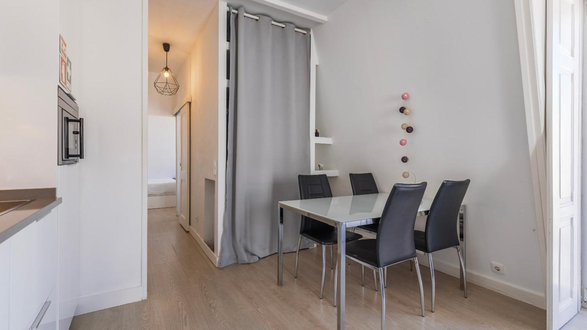 Classic Topfloor Apartment By Lovelystay Lisboa 外观 照片