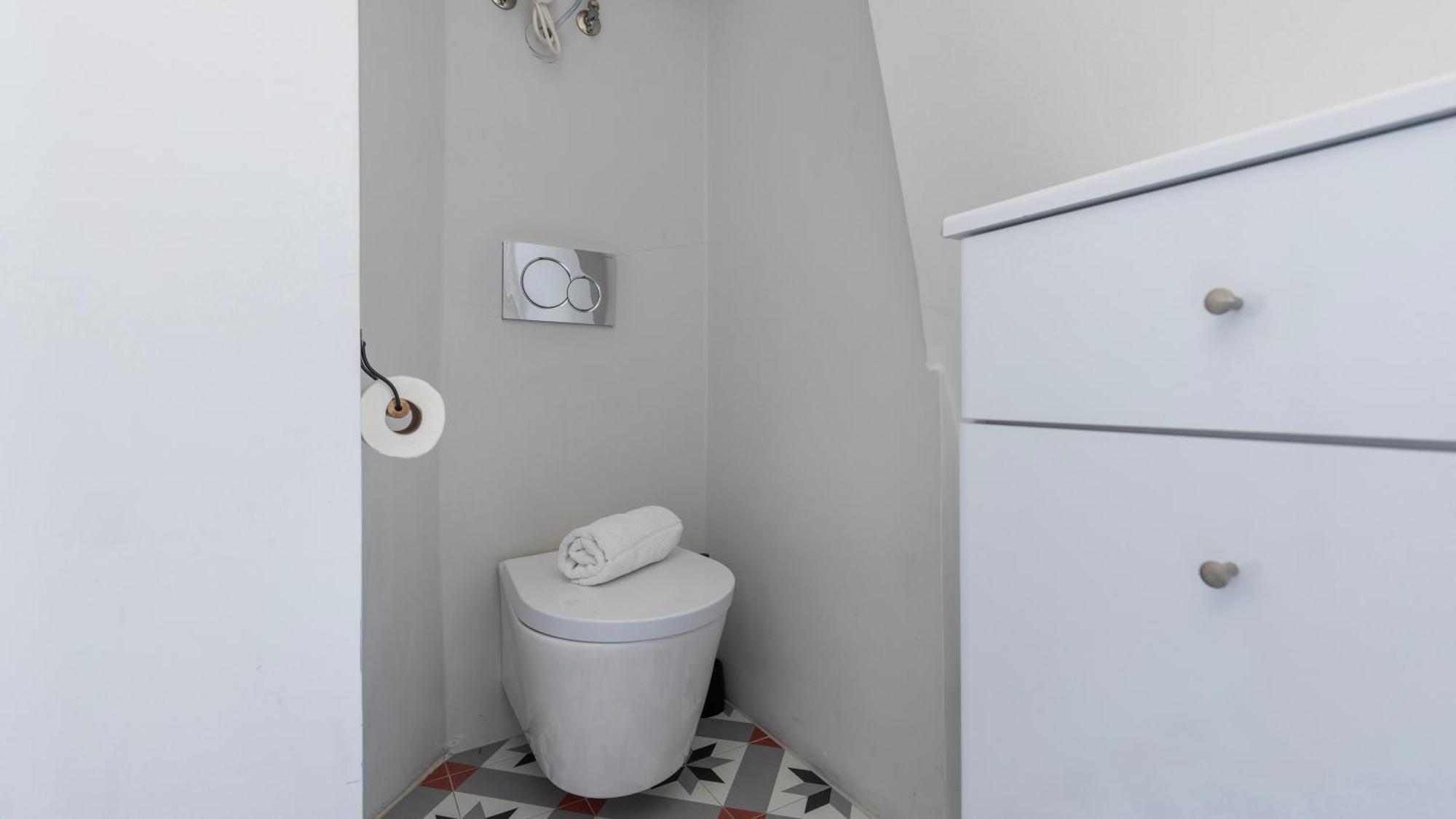Classic Topfloor Apartment By Lovelystay Lisboa 外观 照片