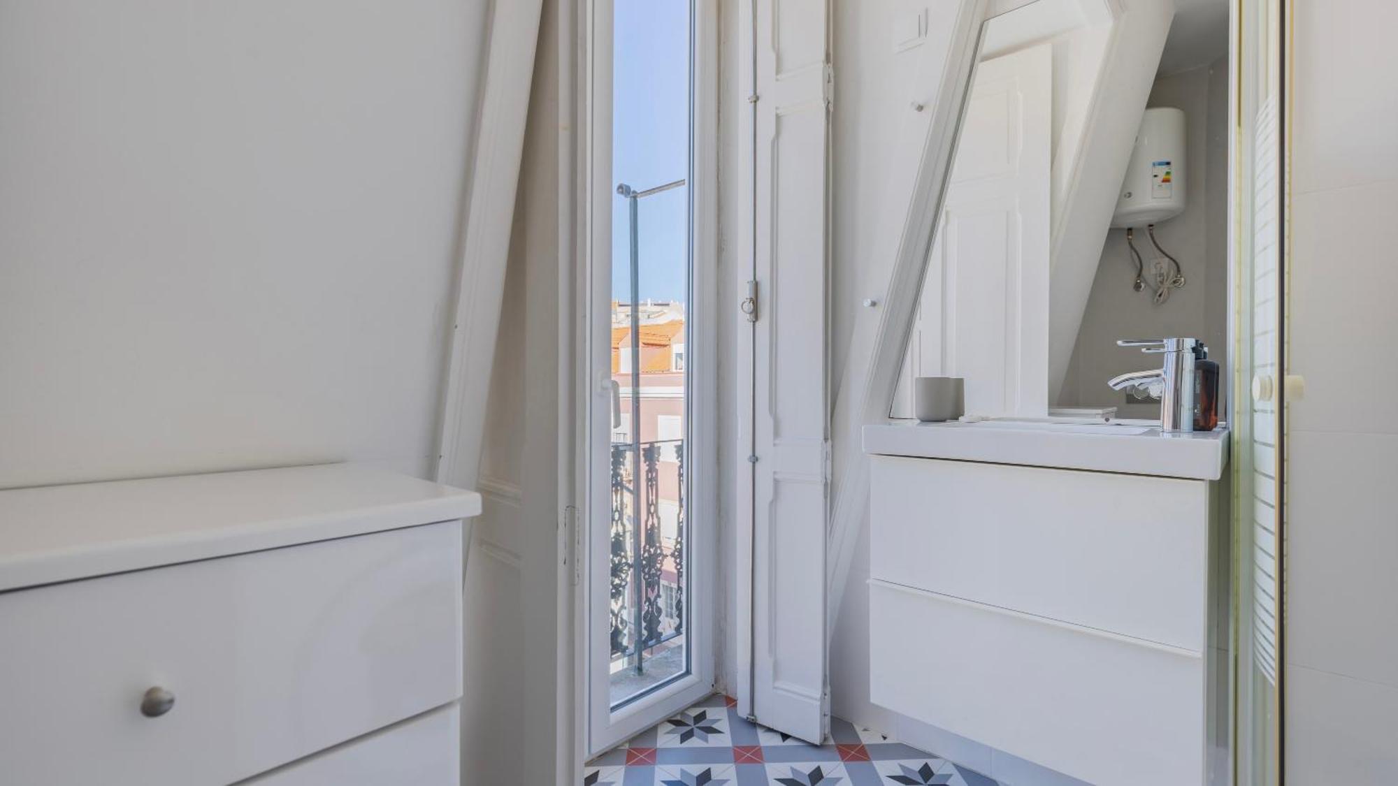Classic Topfloor Apartment By Lovelystay Lisboa 外观 照片